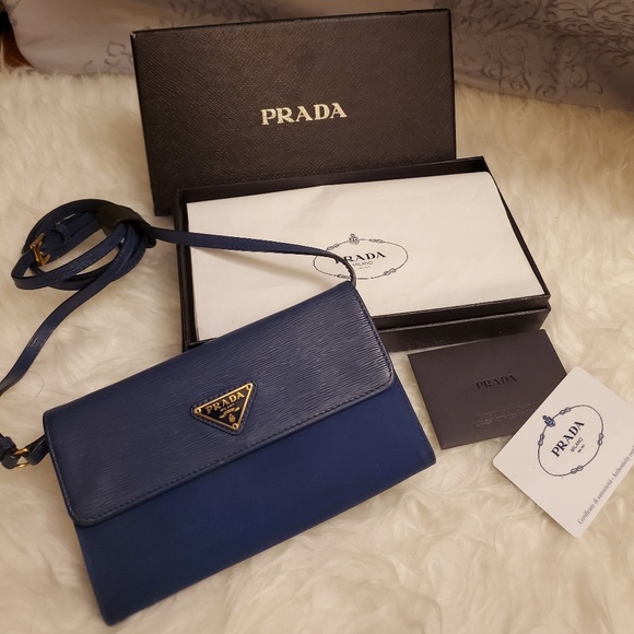 Authentic Prada WOC - Picture 1 of 4